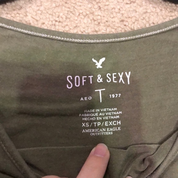 An olive green soft and sexy tee. - Picture 3 of 3